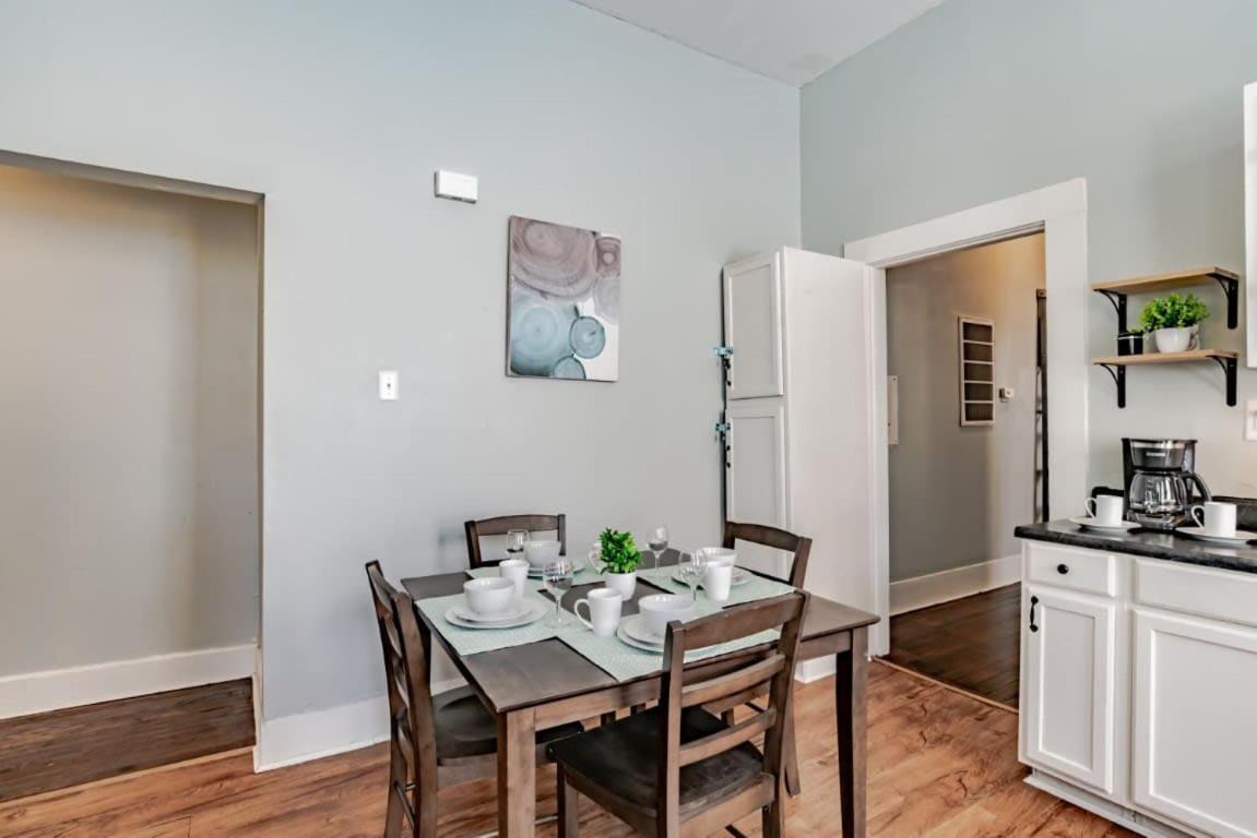 Mins From Downtown & Dining, Dauphin Darling 2 Apartment Мобил Екстериор снимка