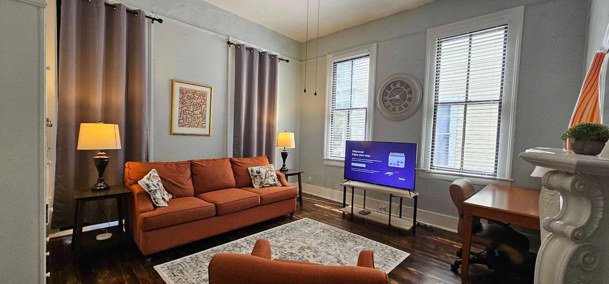 Mins From Downtown & Dining, Dauphin Darling 2 Apartment Мобил Екстериор снимка